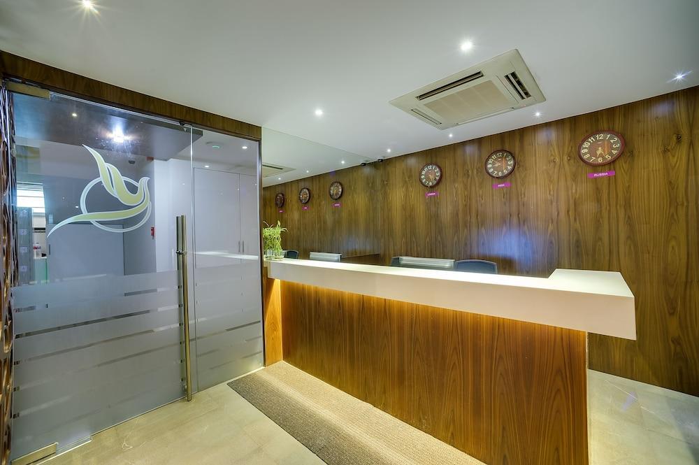 Hotel Celestiial , Candolim Extérieur photo
