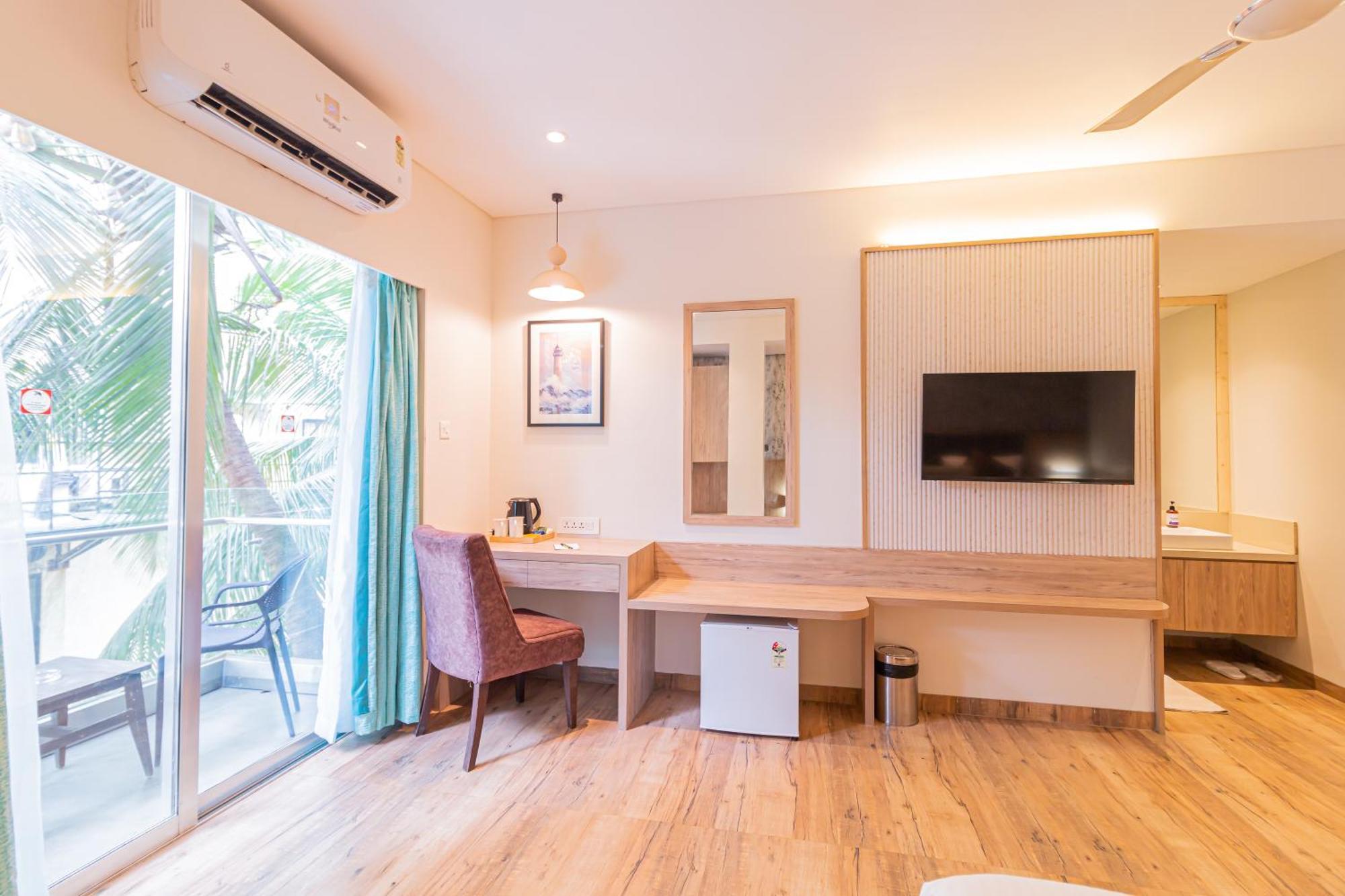 Hotel Celestiial , Candolim Extérieur photo