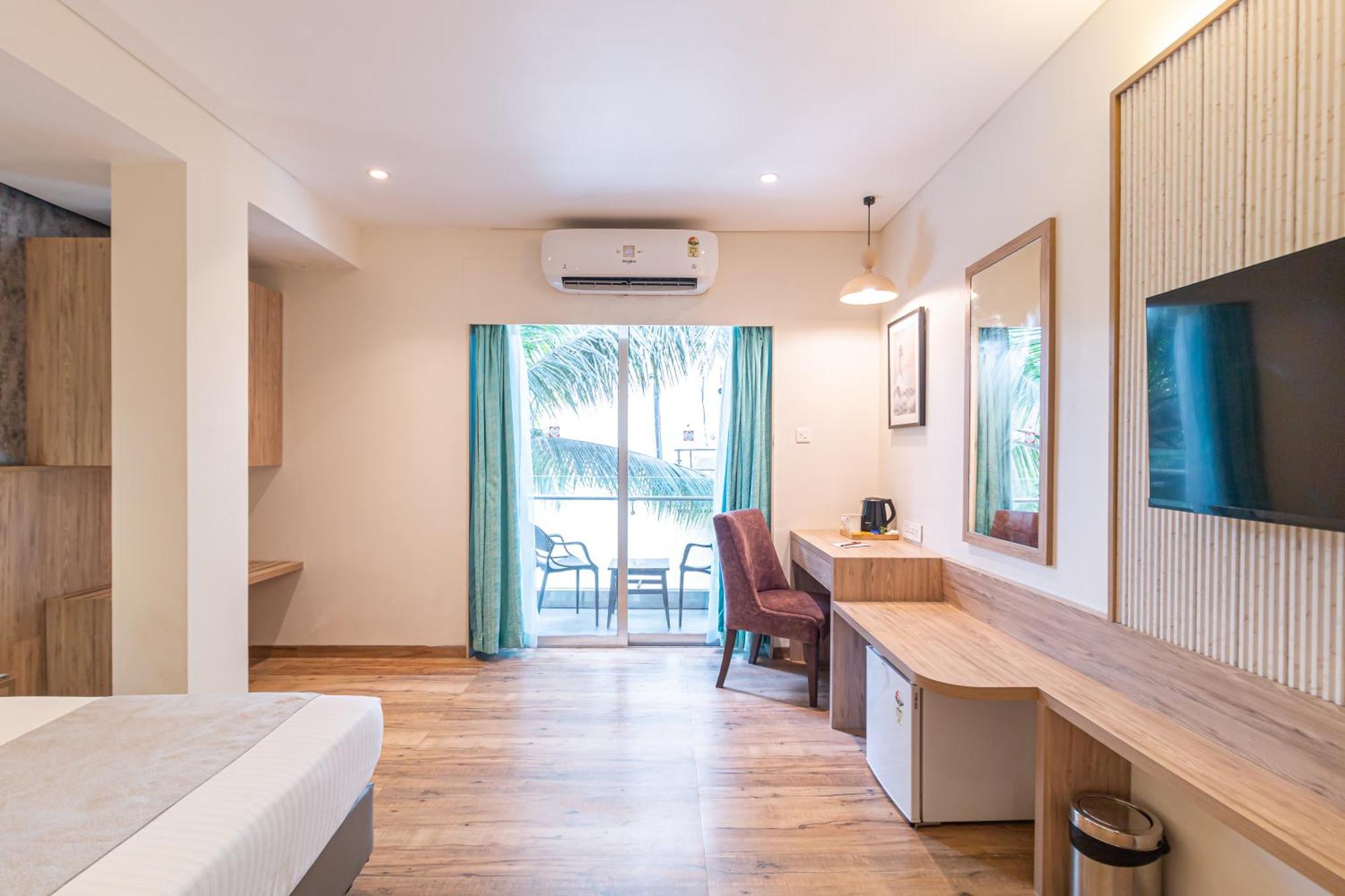 Hotel Celestiial , Candolim Extérieur photo