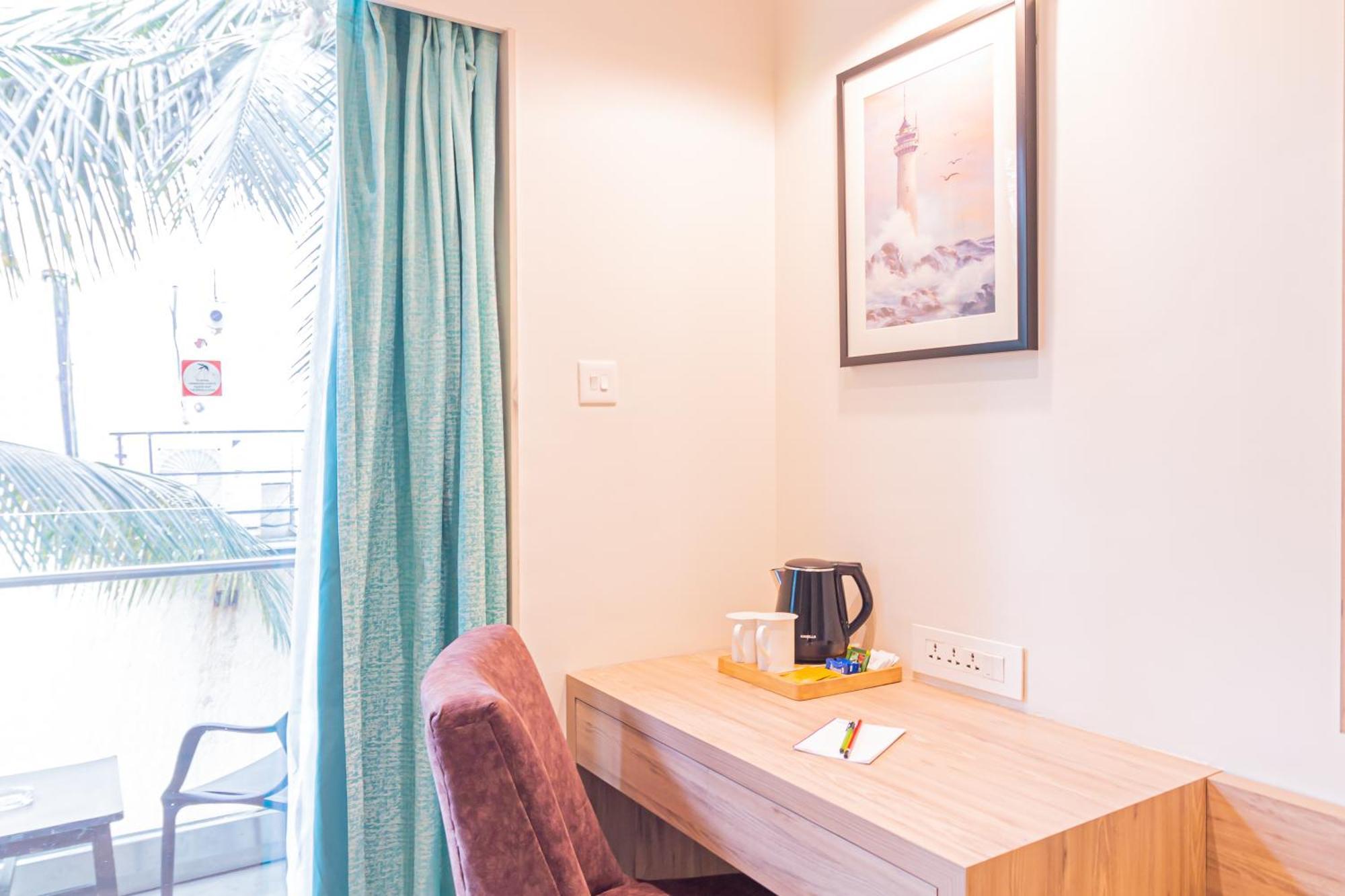 Hotel Celestiial , Candolim Extérieur photo