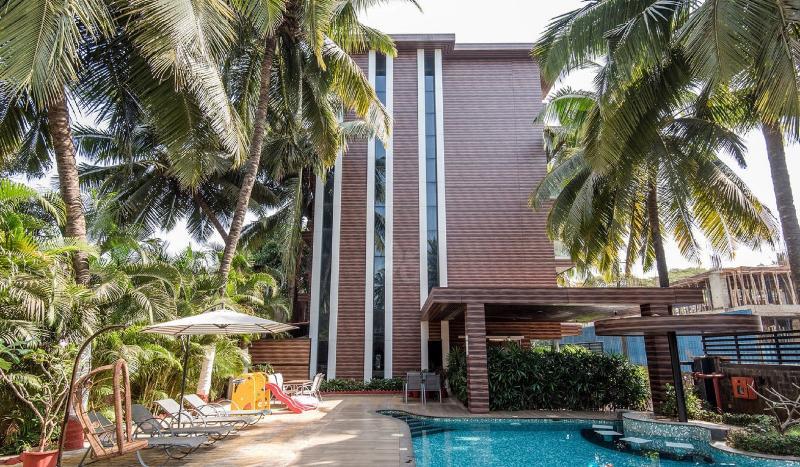 Hotel Celestiial , Candolim Extérieur photo